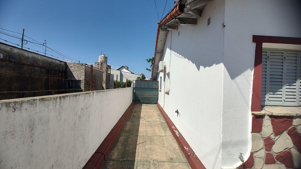 Foto de VENTA CASA 4 AMB EN BARRIO SAN BERNARDO LUJAN, imagen 4