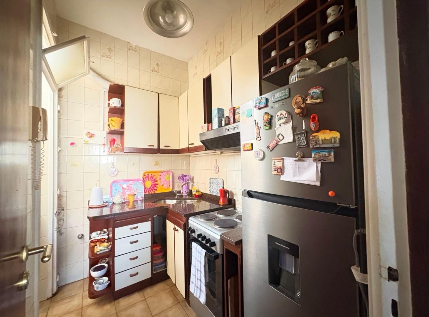 Foto de VENTA DEPARTAMENTO 3 AMBIENTES ALMAGRO LUMINOSO, imagen 4