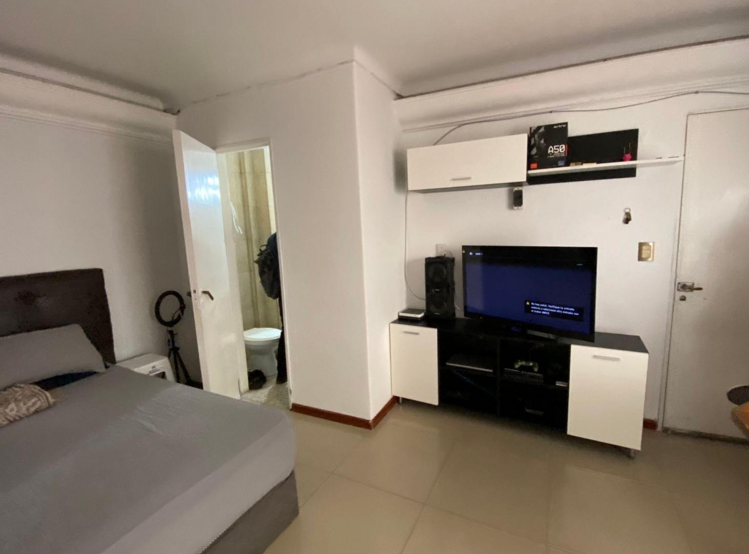 Foto de VENTA MONOAMBIENTE CON PATIO MUY LUMINOSO, imagen 4