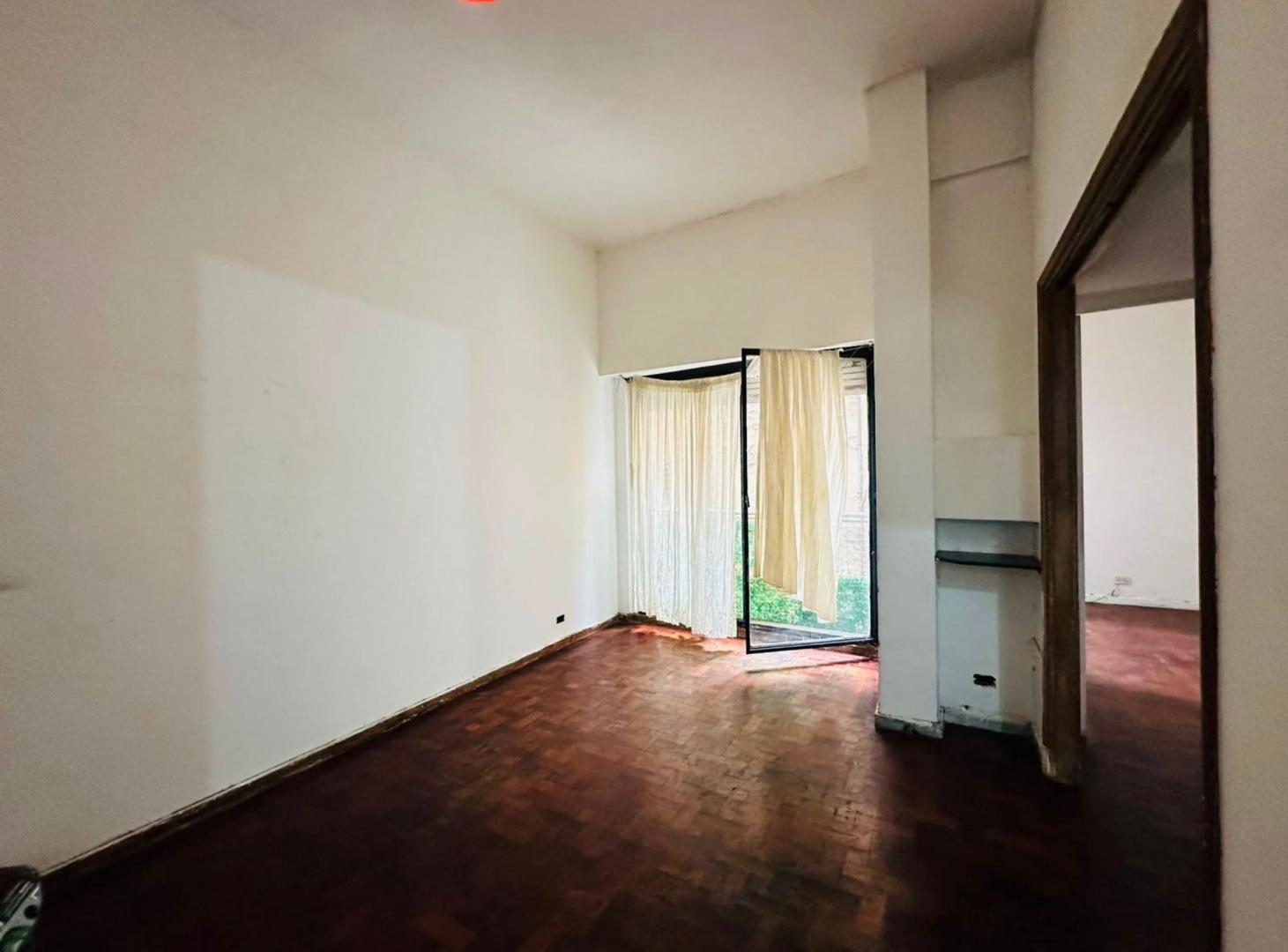 Foto de Venta departamento 2 amb vista interna Monserrat, imagen 5