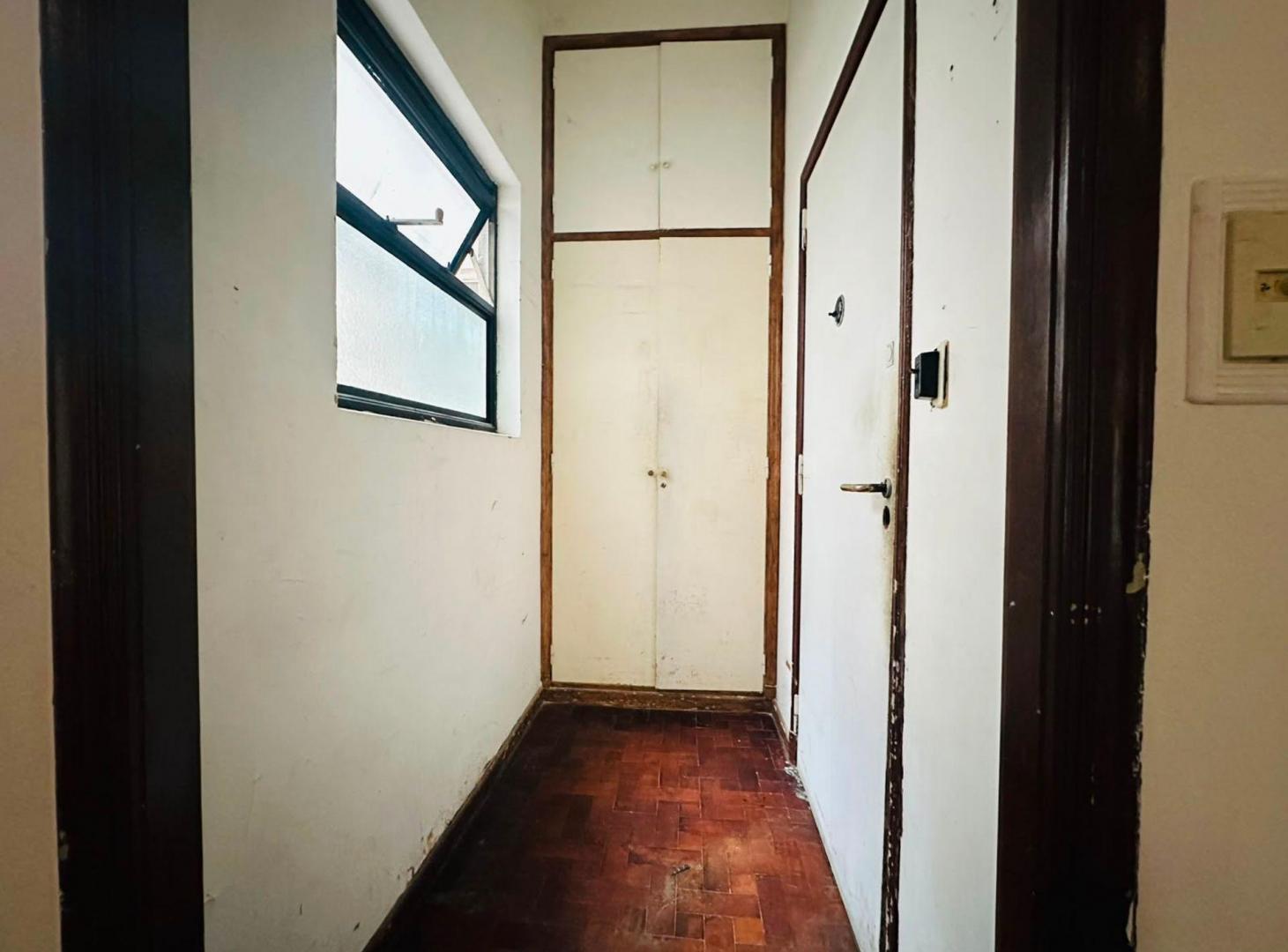Foto de Venta departamento 2 amb vista interna Monserrat, imagen 3