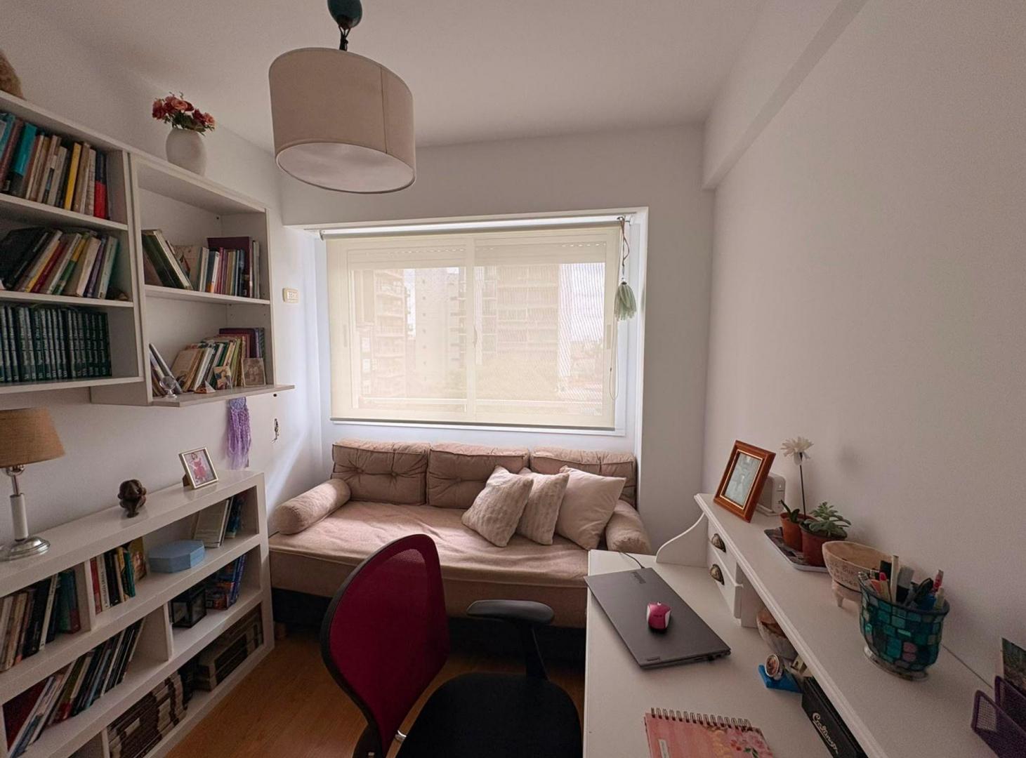 Foto de VENTA DEPTO DE 4 AMB, CON SUITE, VESTIDOR Y BALCON, imagen 3