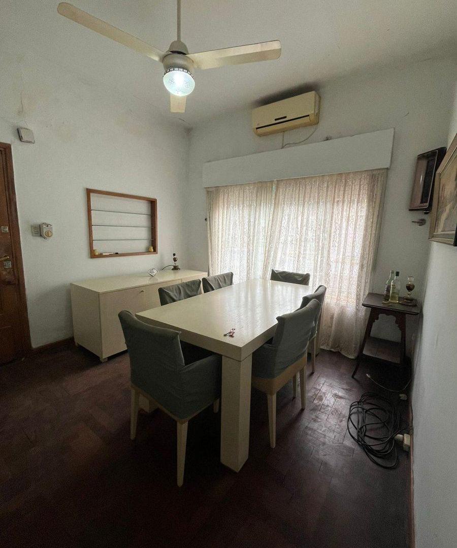 Foto de Venta casa 3 ambientes c/patio terraza y cochera, imagen 2