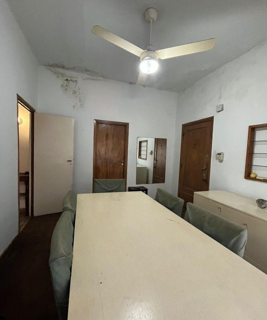Foto de Venta casa 3 ambientes c/patio terraza y cochera, imagen 1