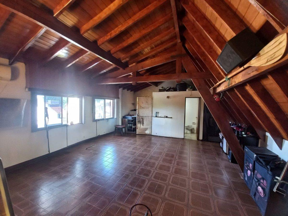 Foto de Venta casa 5 amb, jardín, cochera parrilla Olivos, imagen 2