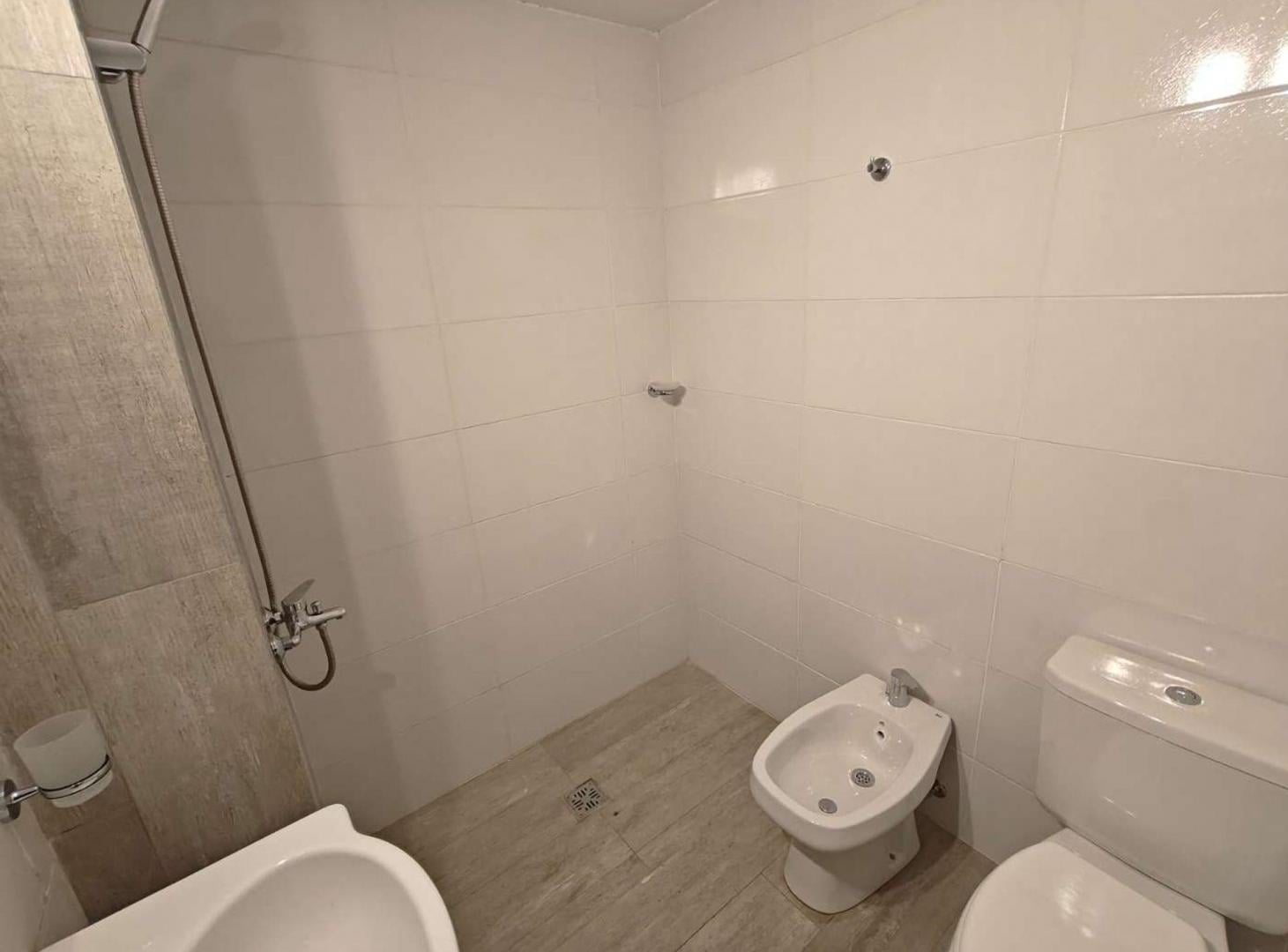 Foto de Departamento en Alquiler Villa del Parque, imagen 3
