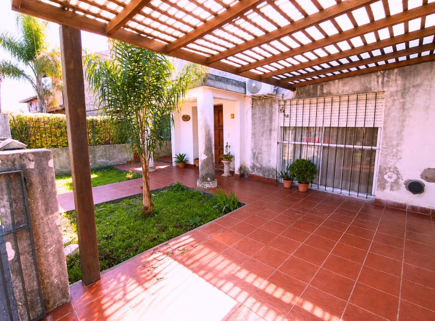 Foto de VENTA CASA 4 AMBIENTES EN MASCHWITZ, imagen 1
