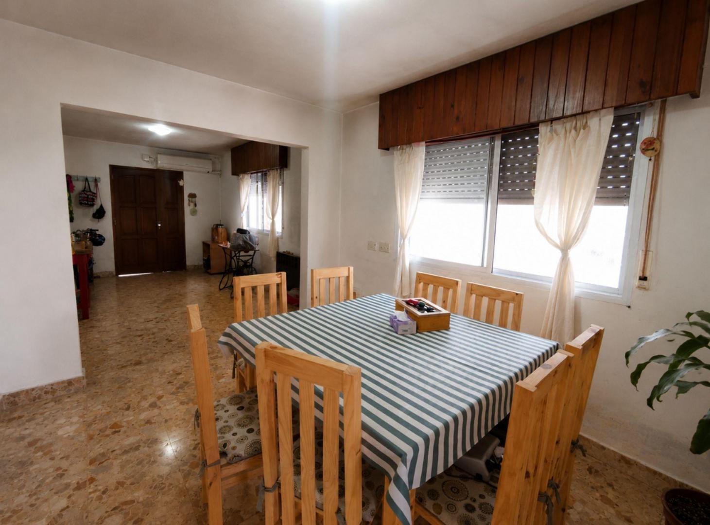 Foto de VENTA CASA 4 AMBIENTES EN MASCHWITZ, imagen 3