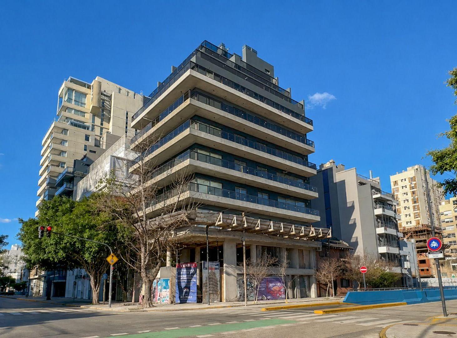 Foto de ALQUILER LOCAL COMERCIAL EN ESQUINA VILLA URQUIZA, imagen 3