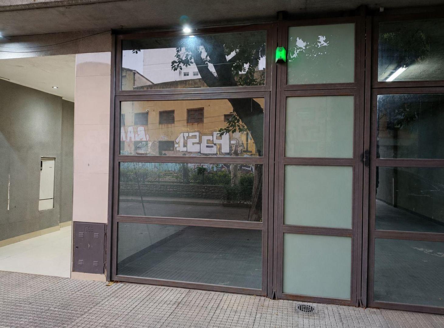 Foto de Venta cochera fija y cubierta en Villa Urquiza, imagen 3