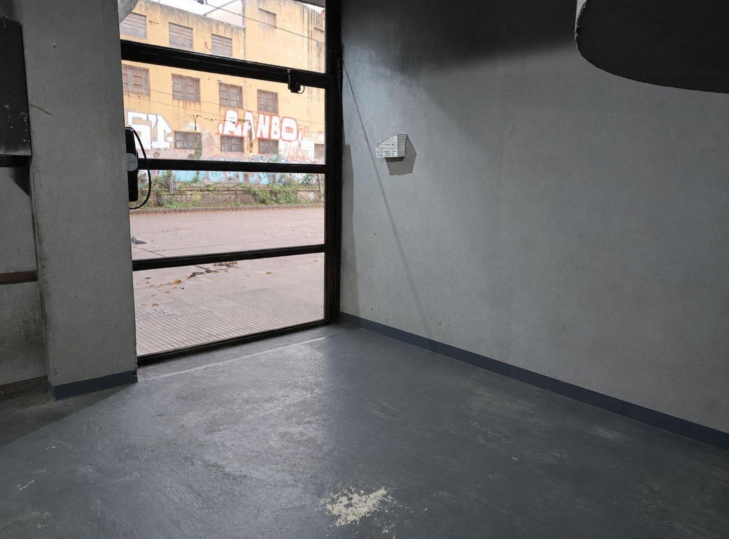 Foto de Venta cochera fija y cubierta en Villa Urquiza, imagen 4