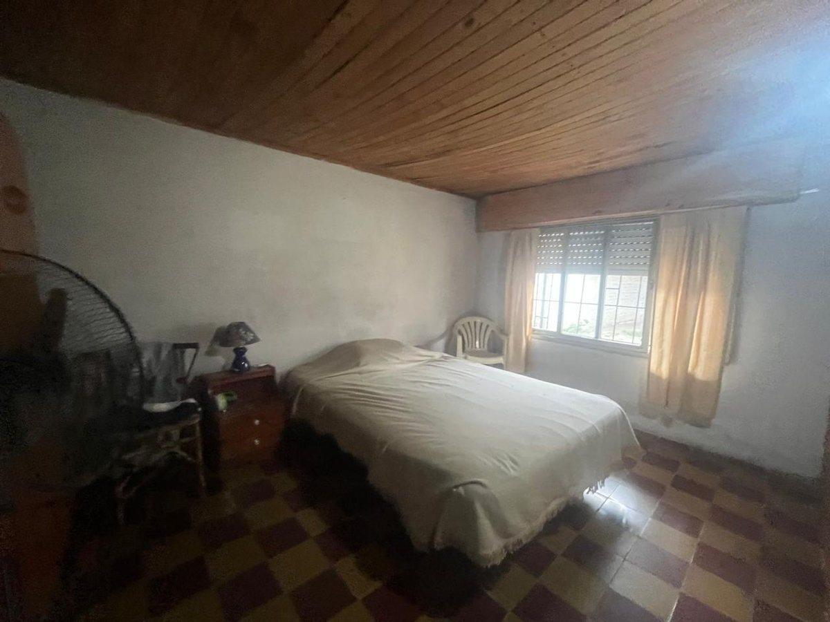 Foto de VENTA CASA MULTIFAMILIAR CON LOCAL CASTELAR NORTE, imagen 5