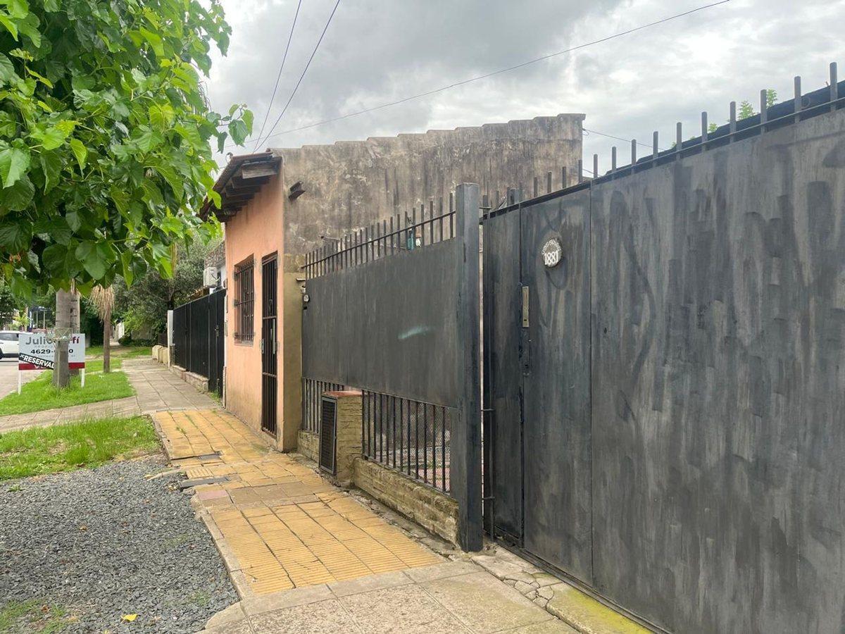 Foto de VENTA CASA MULTIFAMILIAR CON LOCAL CASTELAR NORTE, imagen 3