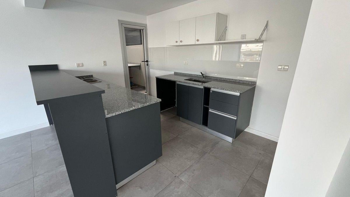 Foto de Venta dpto 3 amb con RENTA, cochera y amenities, imagen 3