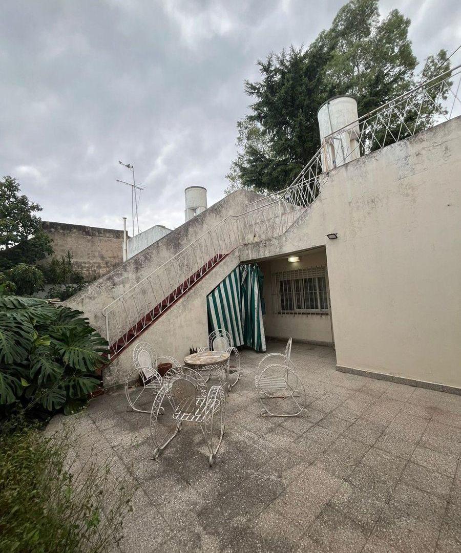 Foto de Venta casa 3 ambientes c/patio terraza y cochera, imagen 5