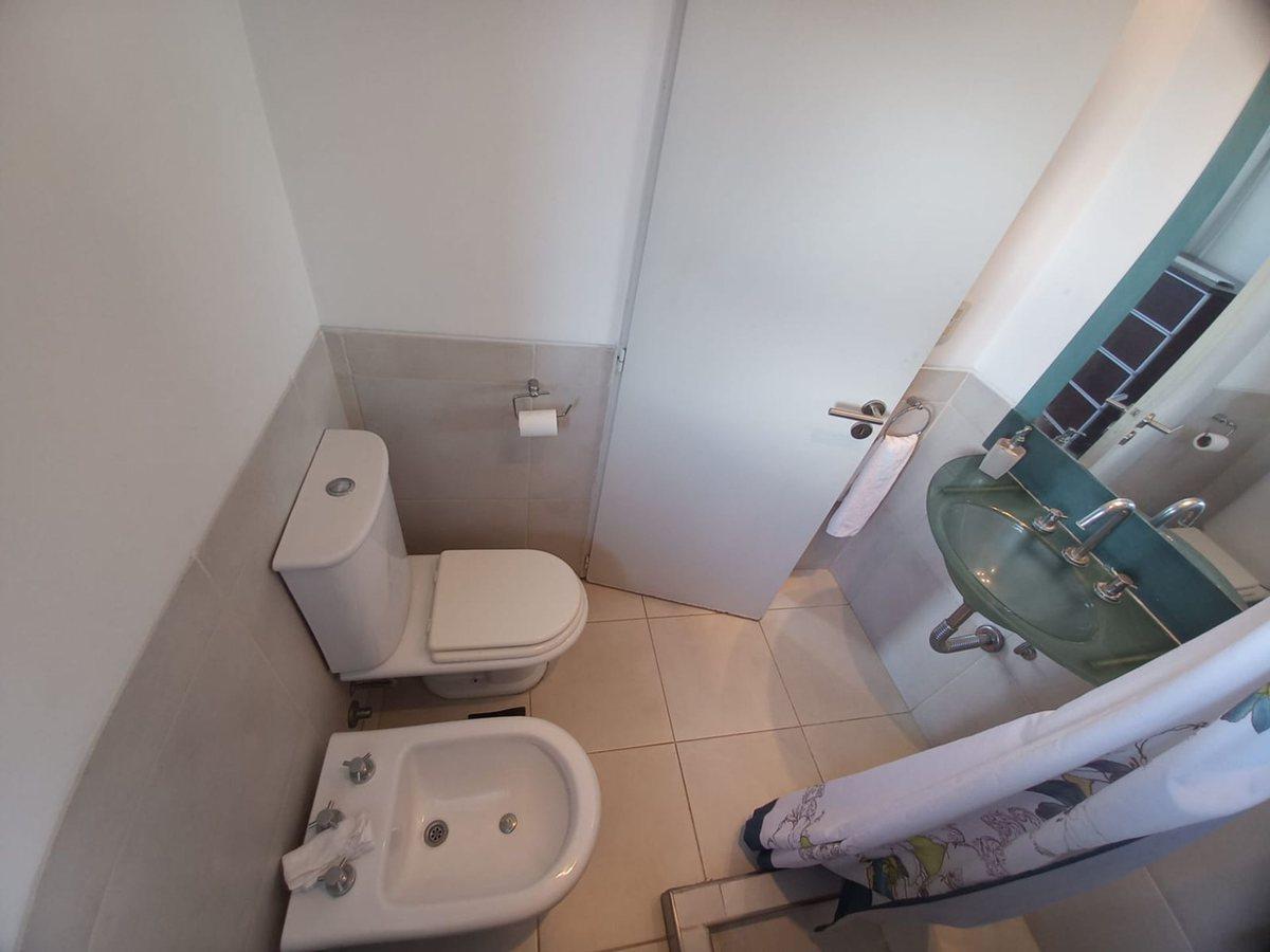 Foto de Venta dúplex 3 ambientes, terraza, balcón, cochera, imagen 2