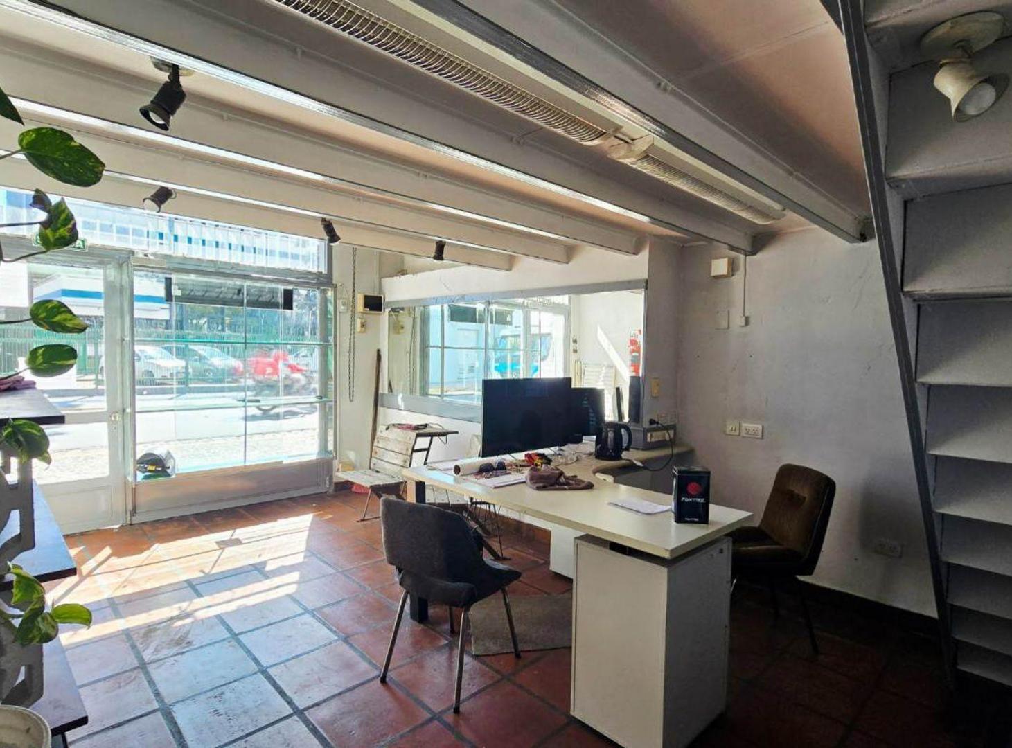 Foto de Venta Galpon, Deposito y Local en PH, Munro, imagen 1