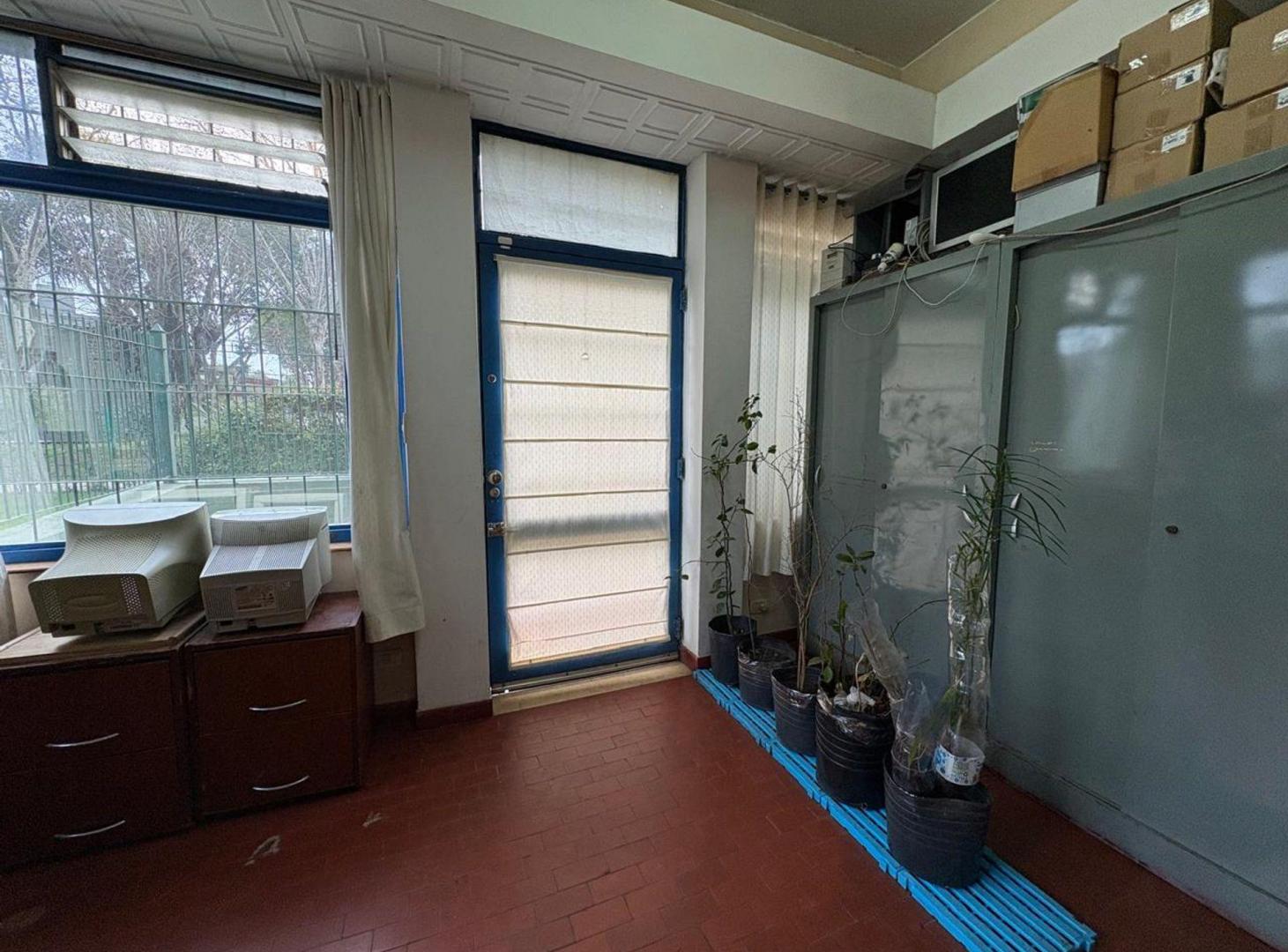 Foto de Venta Local / Oficina comercial en Villa Urquiza., imagen 1