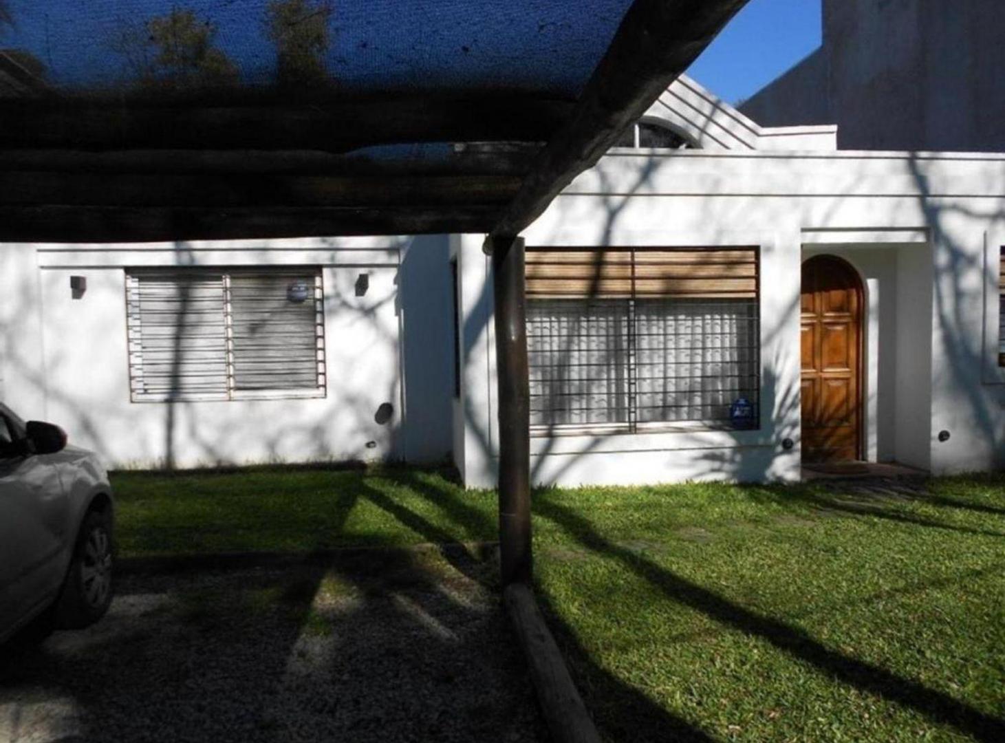 Foto de Venta Excelente Casa 4 Ambientes Parque Leloir, imagen 1
