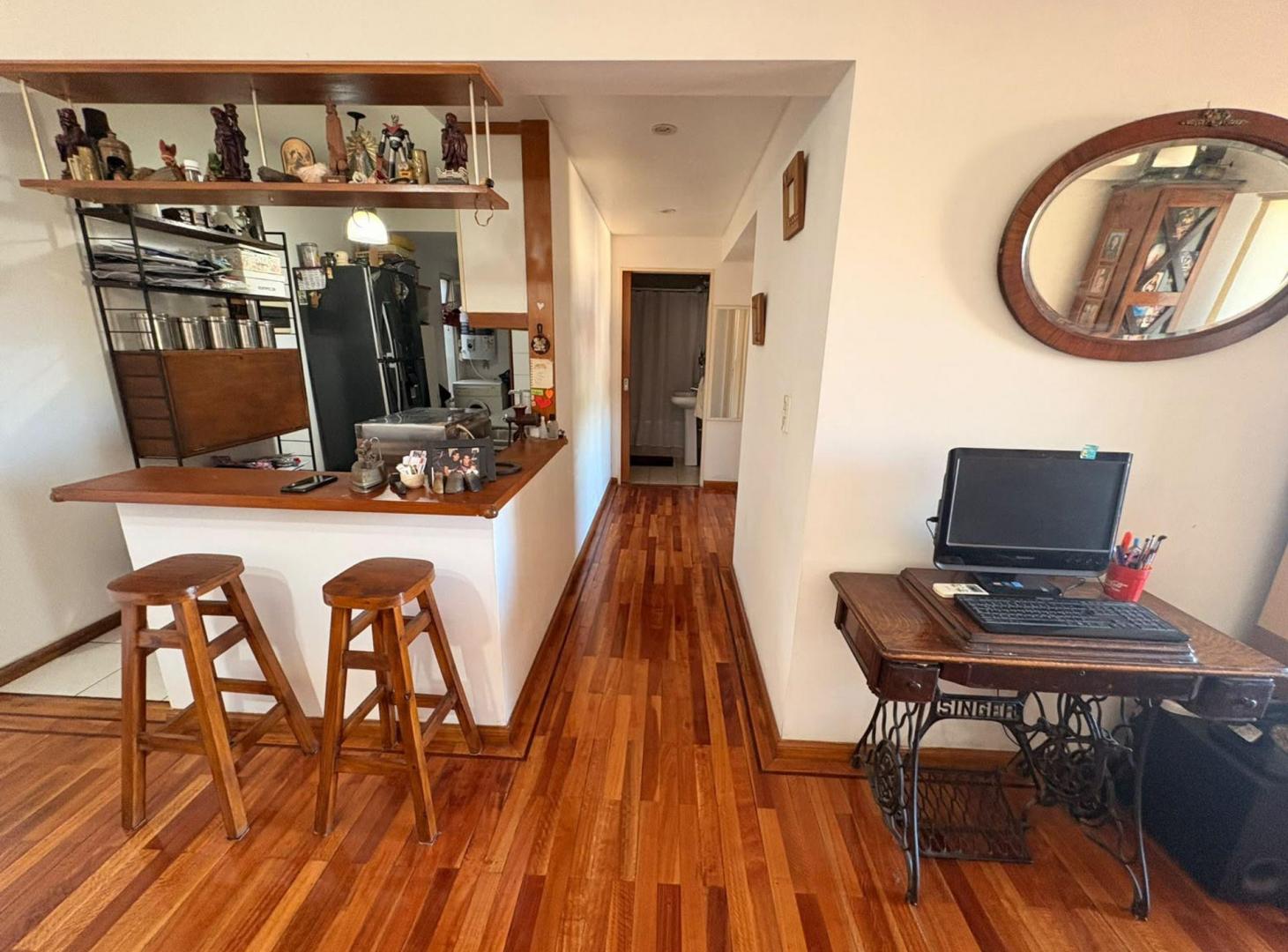 Foto de Venta 3 Amb C/Cochera en Villa Pueyrredon, imagen 4