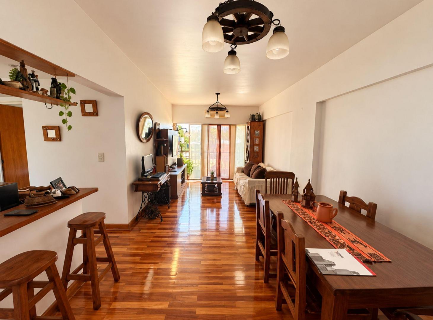 Foto de Venta 3 Amb C/Cochera en Villa Pueyrredon, imagen 2