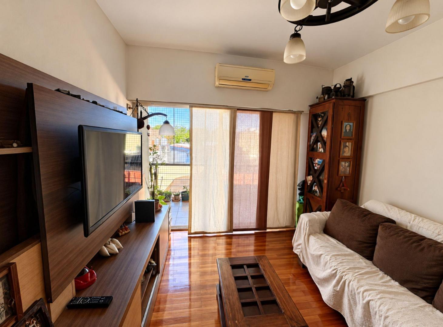 Foto de Venta 3 Amb C/Cochera en Villa Pueyrredon, imagen 1