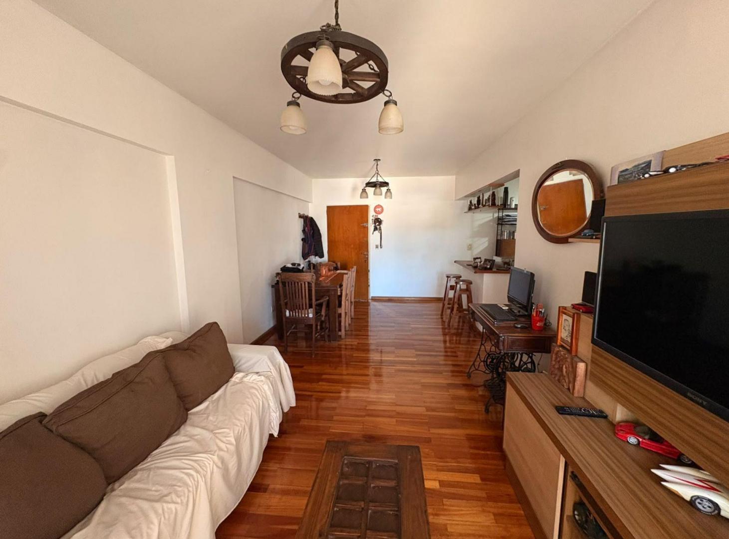 Foto de Venta 3 Amb C/Cochera en Villa Pueyrredon, imagen 5