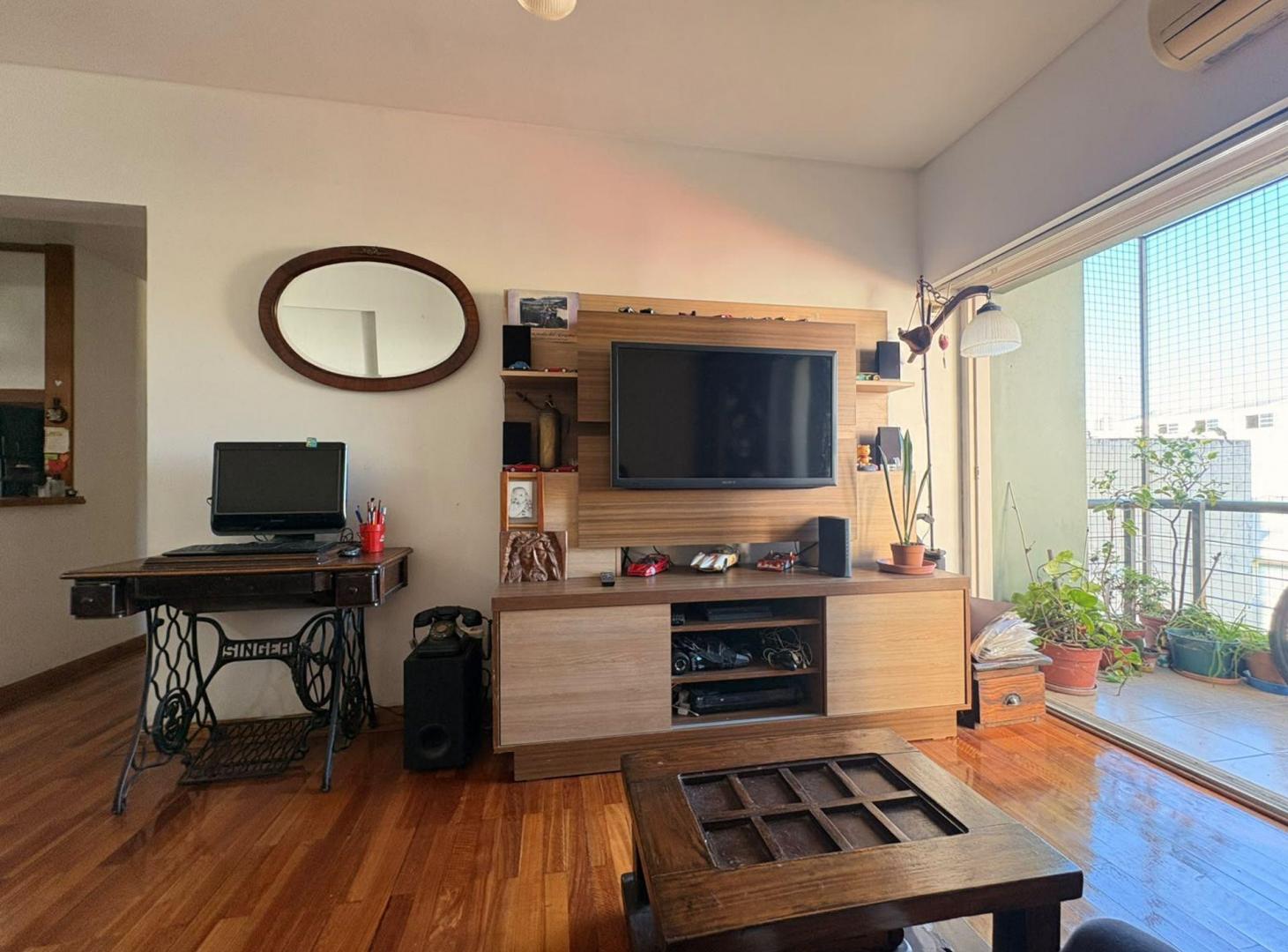 Foto de Venta 3 Amb C/Cochera en Villa Pueyrredon, imagen 3