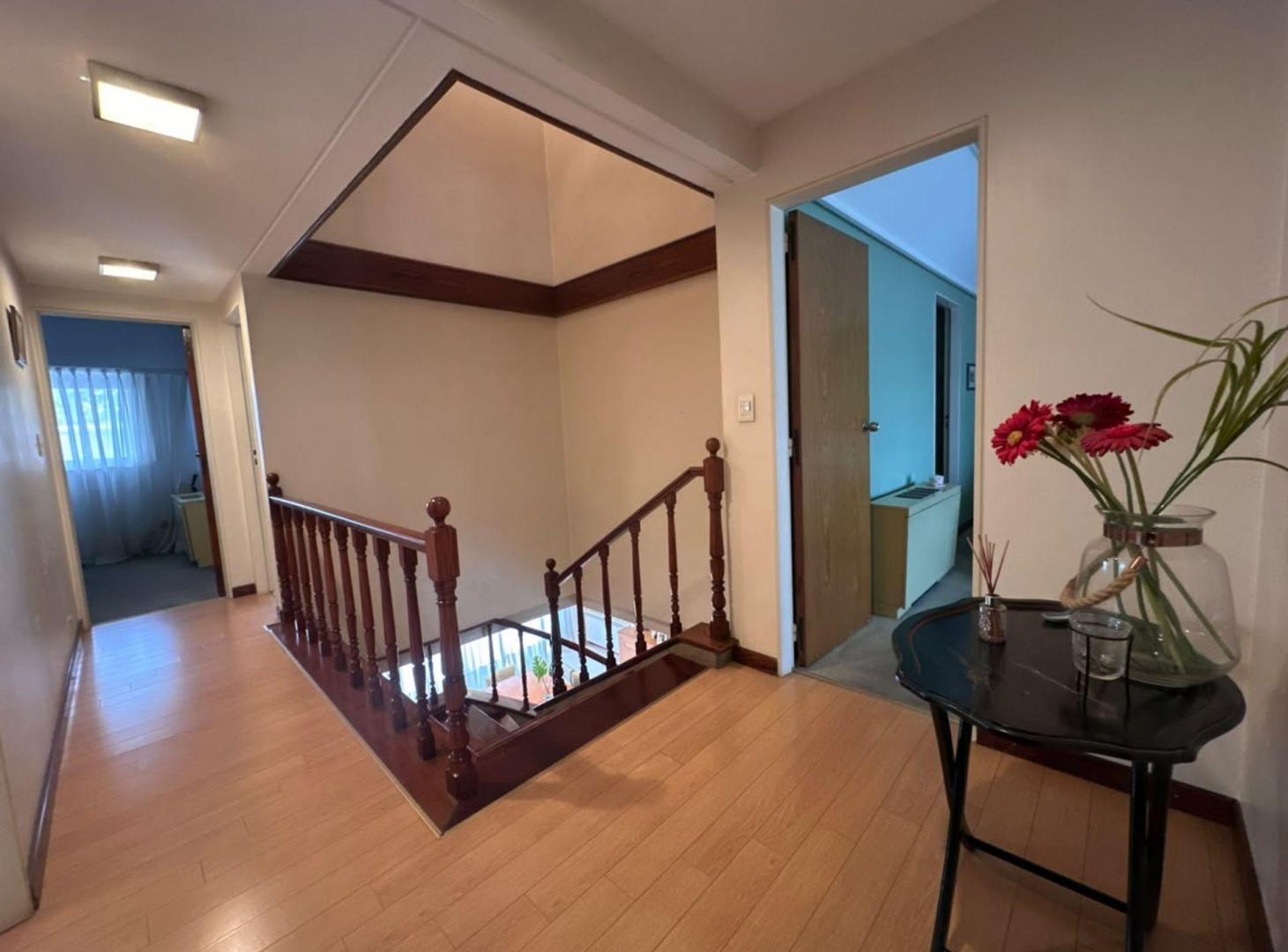 Foto de Venta casa 6 amb, cochera, pileta, quincho,, imagen 5
