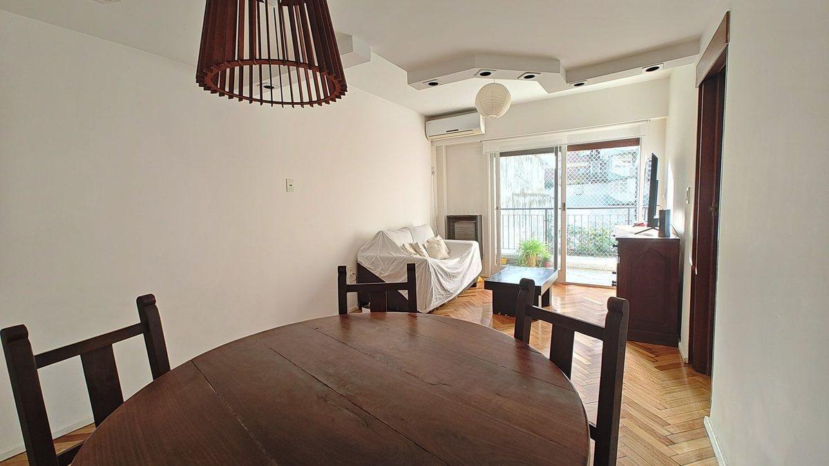 Foto de Venta Departamento 4 ambientes Belgrano C/ Balcón, imagen 2