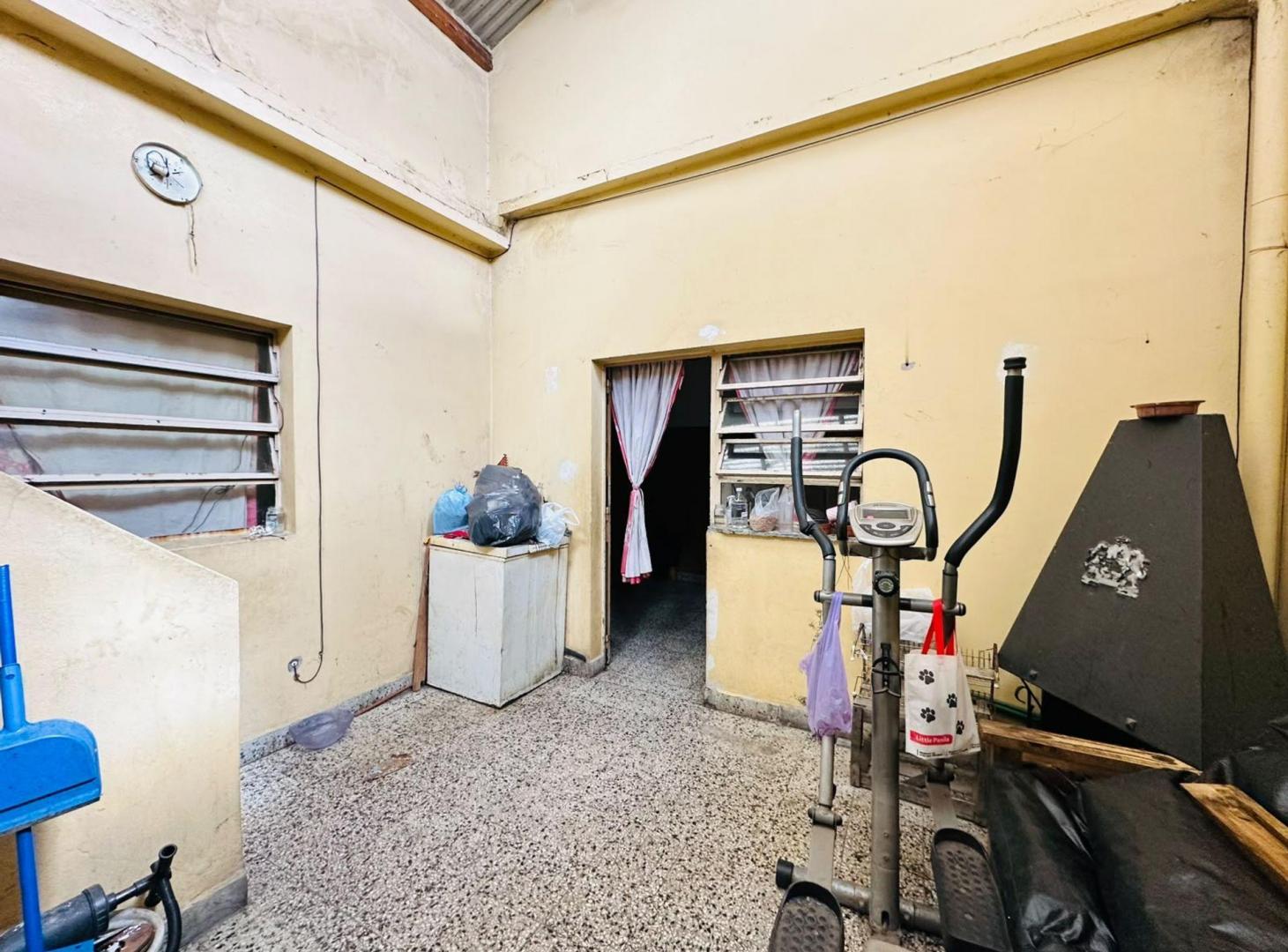 Foto de PH multifamiliar a reciclar en Villa Lynch, imagen 5
