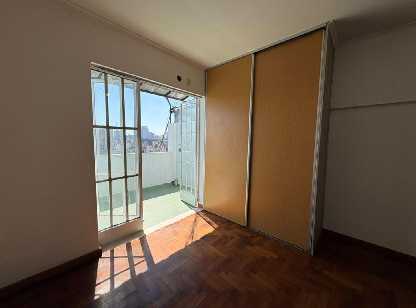 Foto de VENTA - MONOAMBIENTE PISO ALTO - CONSTITUCION, imagen 1