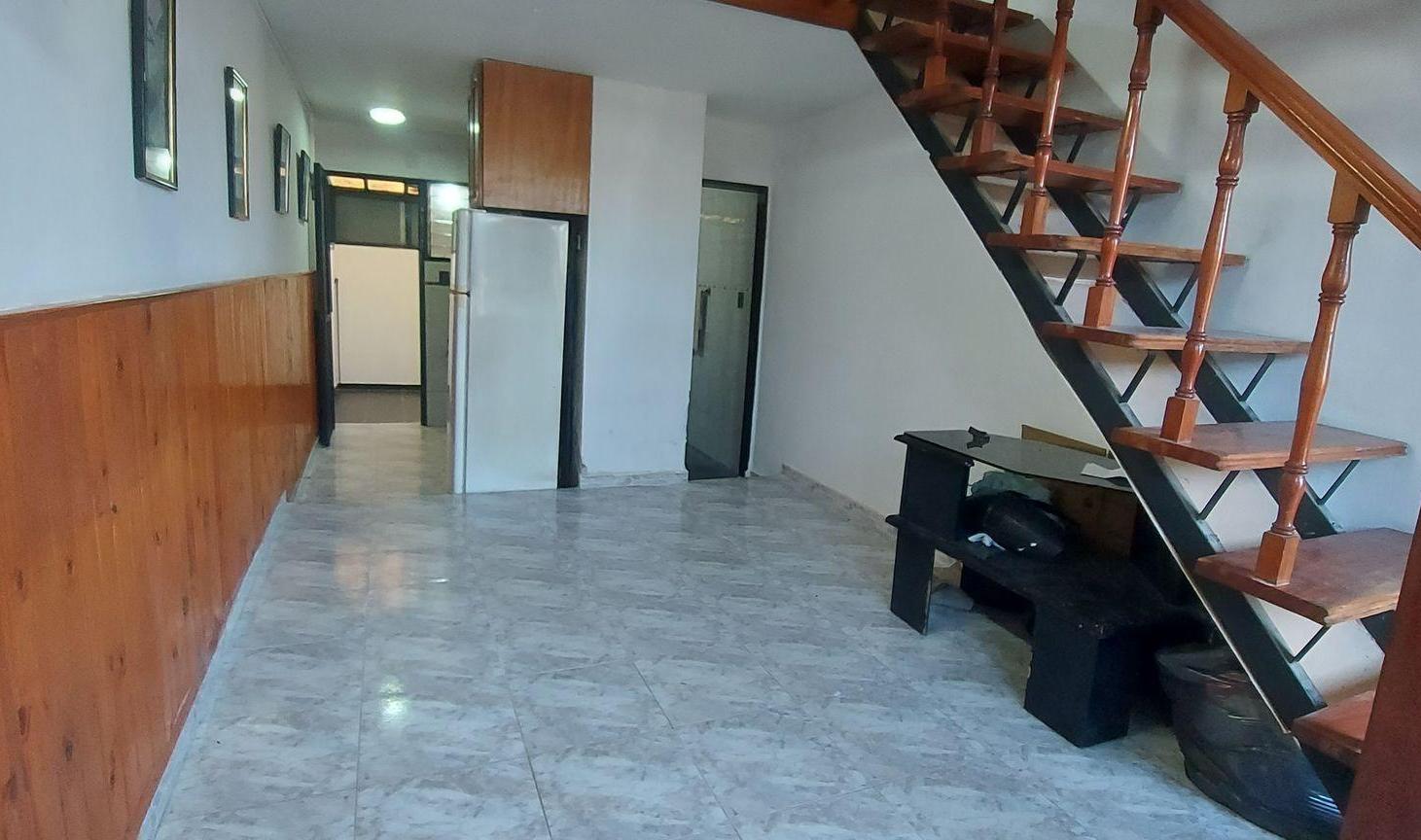 Foto de PH 2 AMBIENTES PATIO SEMICUBIERTO CERCANO A UNLAM, imagen 5