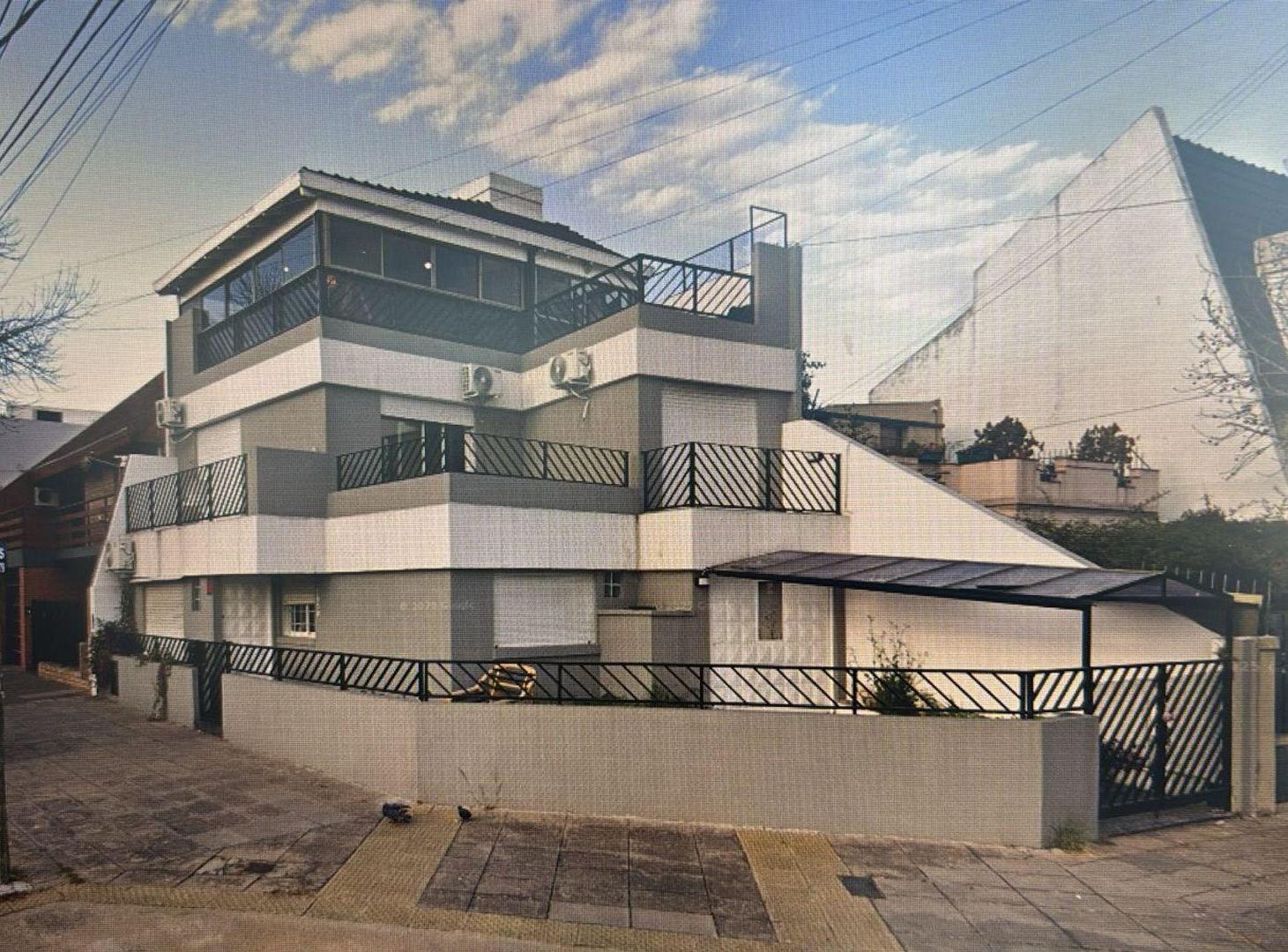 Foto de Casa en esquina de 4 ambientes con suite,, imagen 1