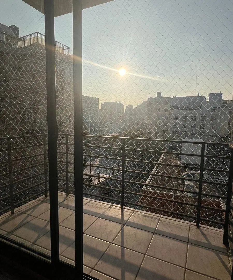Monoambiente amplio y soleado 4