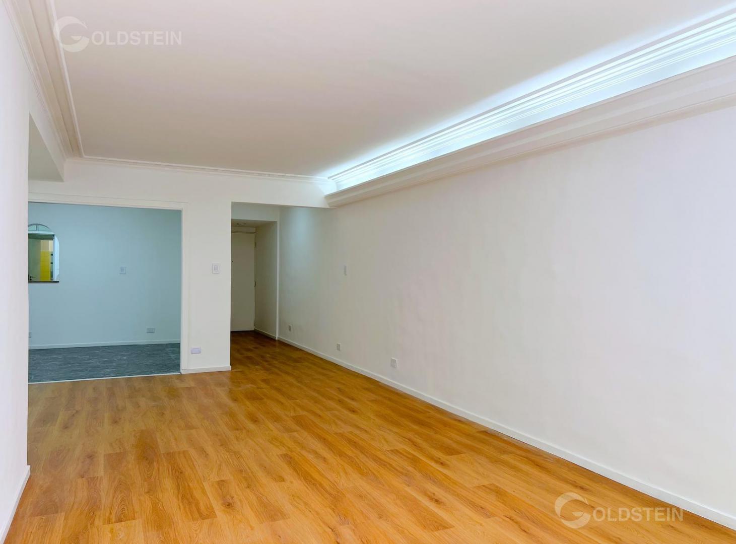 Foto de Departamento de 4 ambientes con dependencia y cochera fija en Almagro, imagen 5