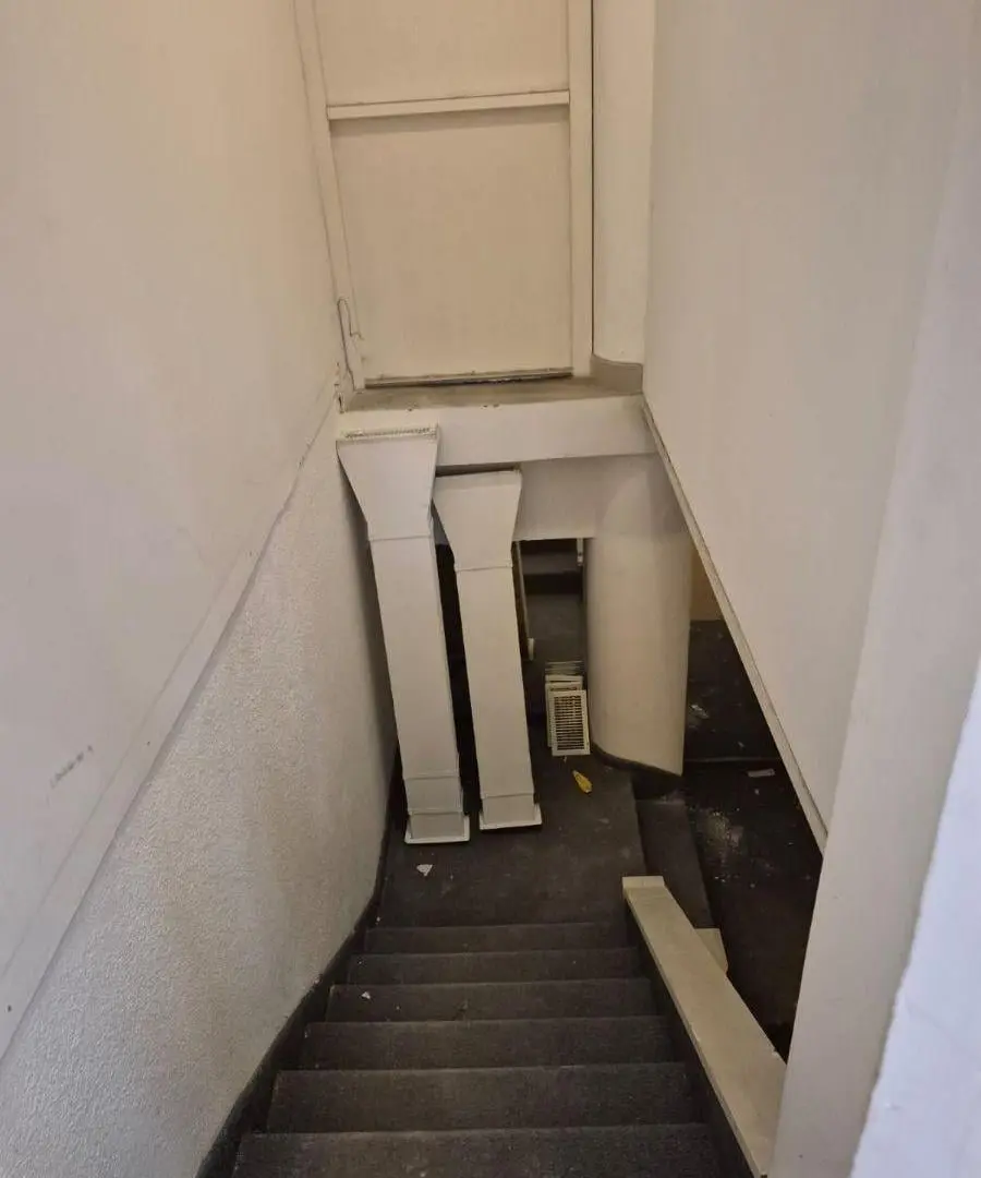 Local comercial con 190 m² en alquiler, Centro 2