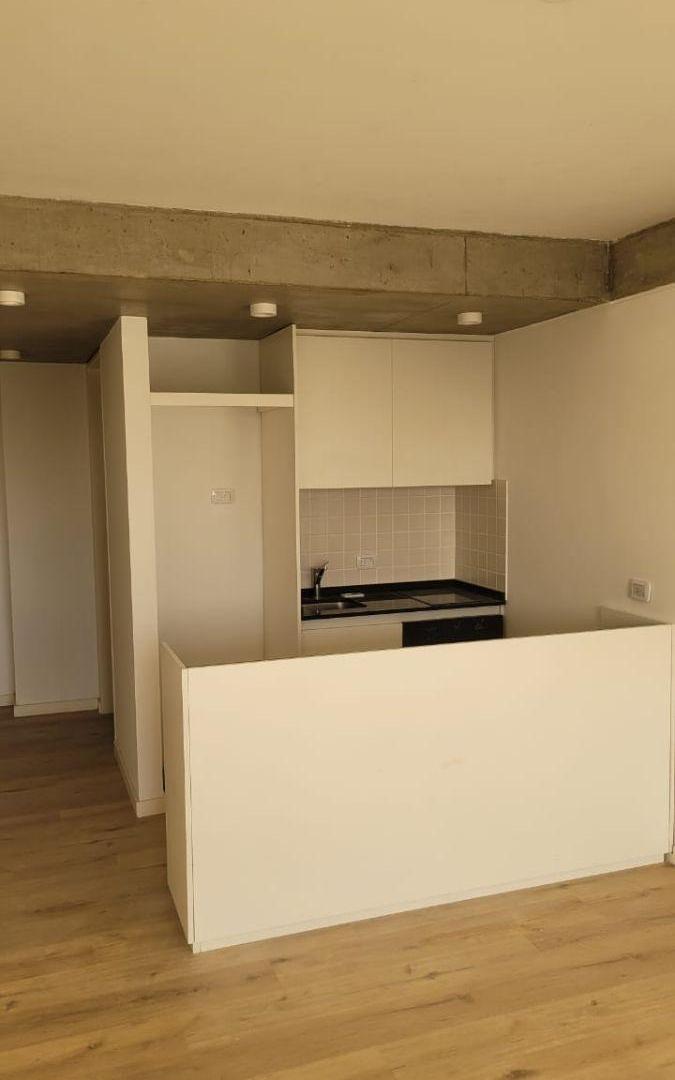 Foto de Departamento Monoambiente con balcón al frente en venta en Villa Urquiza, imagen 3