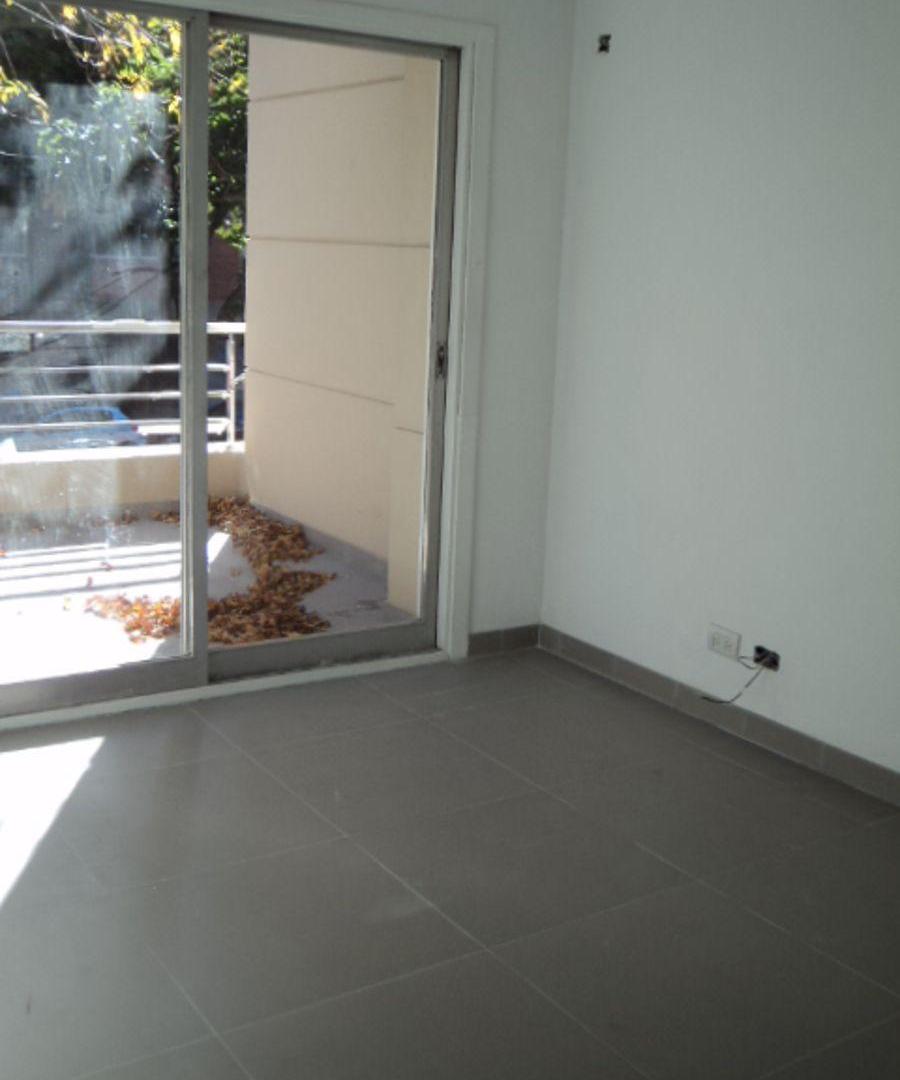Foto de Bvd Chenaut-1°piso-Uso Prof.o Comercial-Entrada Indep.IMPECABLE!!!, imagen 1