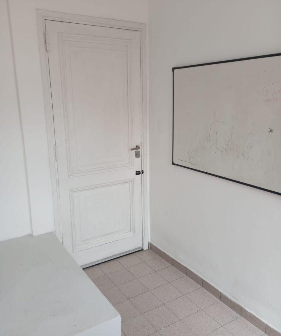 Foto de ALQUILER DEPTO 3 AMBIENTES PRIMER PISO POR ESCLAERA SIN EXPENSAS, imagen 2