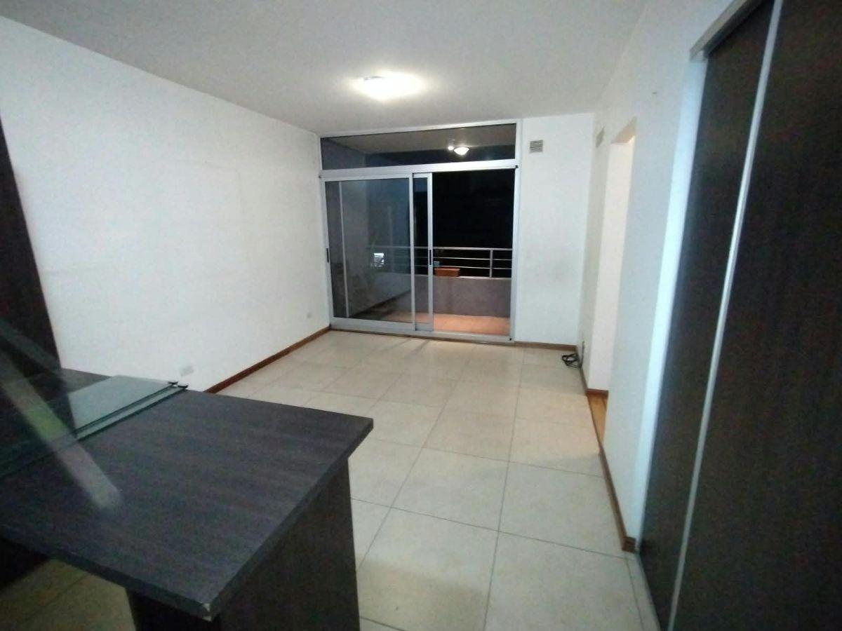 EXCELENTE DEPTO 2 AMBIENTES EN ALQUILER EN BARRIO RESIDENCIAL