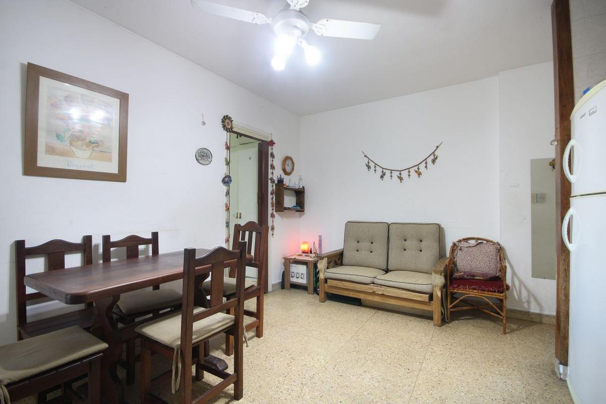 Venta 4 Ambientes en Parque Patricios con Balcón 1