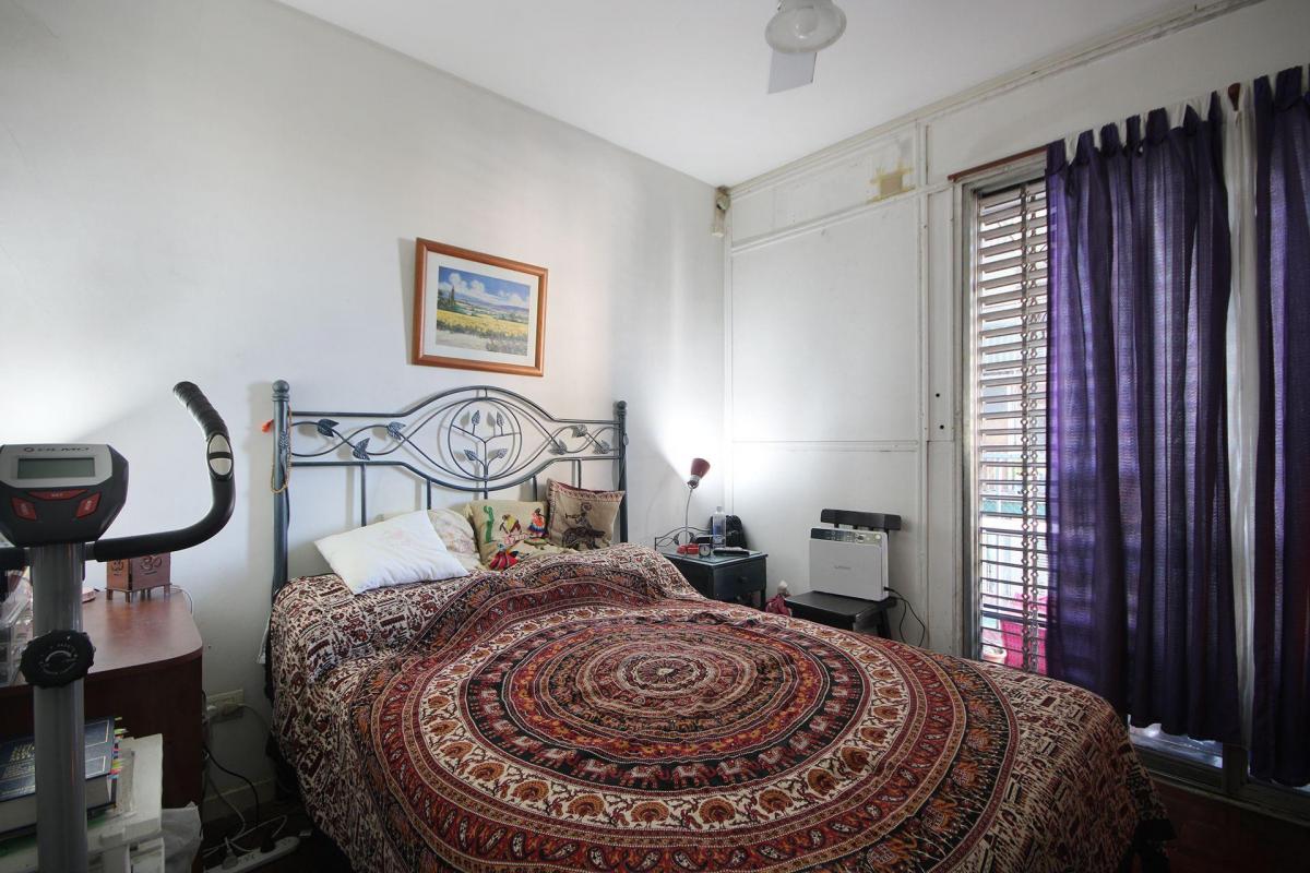 Venta 4 Ambientes en Parque Patricios con Balcón 5