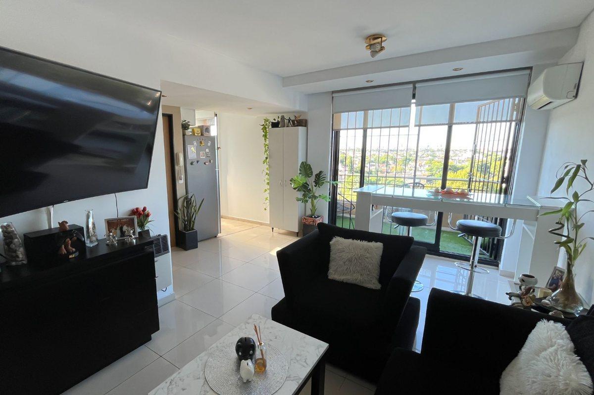 Venta Dpto 2 Amb Eva Peron 5300, Unico en La Zona! 5