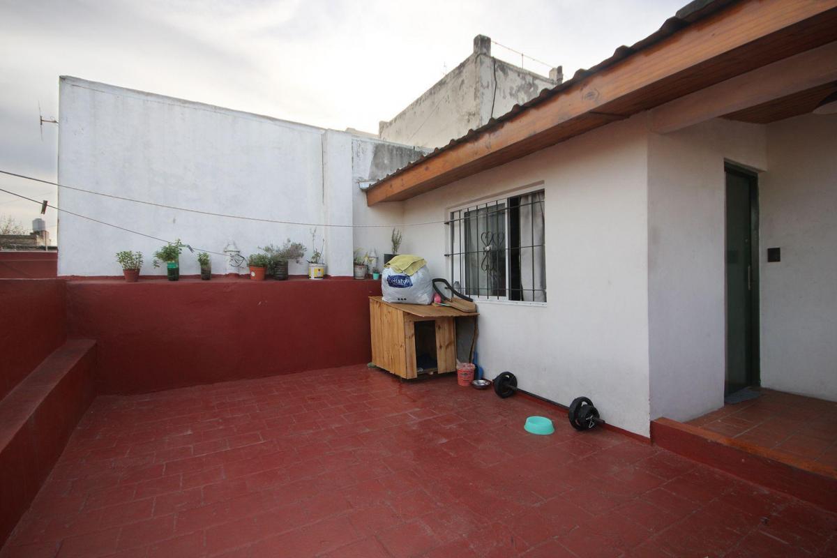 Venta Amplio PH en Dos Plantas en Parque Patricios 5