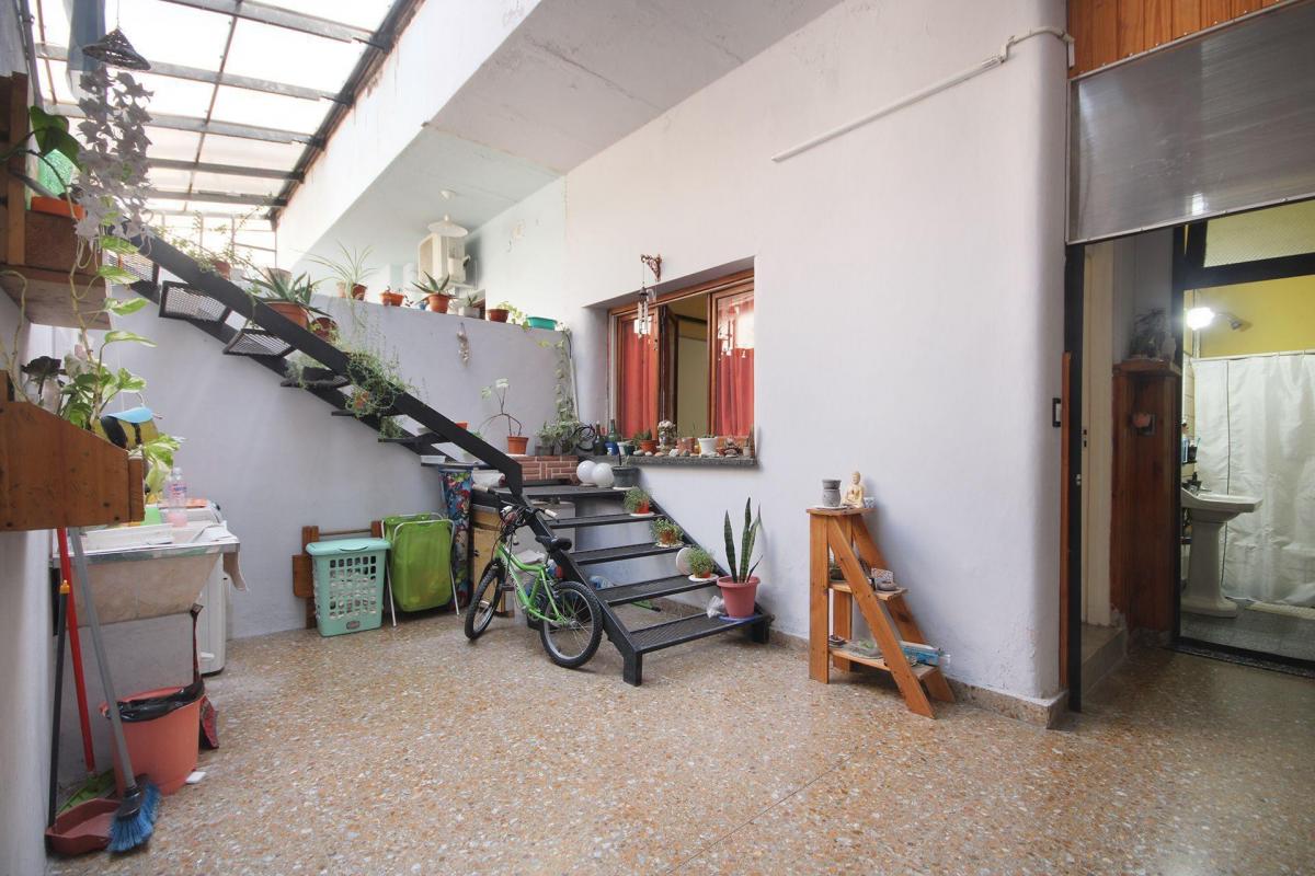 Venta Casa Multifamiliar con Terraza Pompeya 3