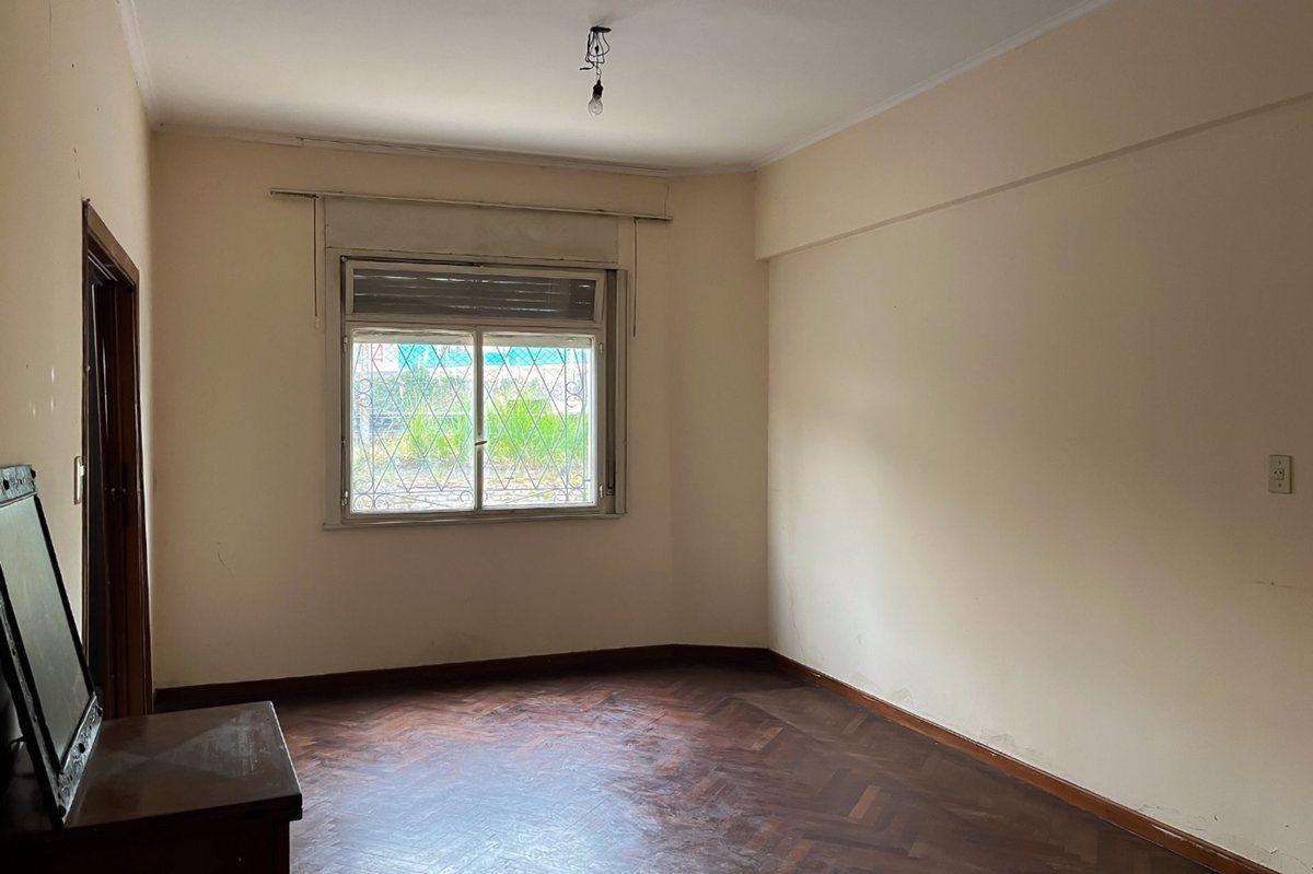 Venta Casa Lote Propio con Cochera, en Agronomia! 1