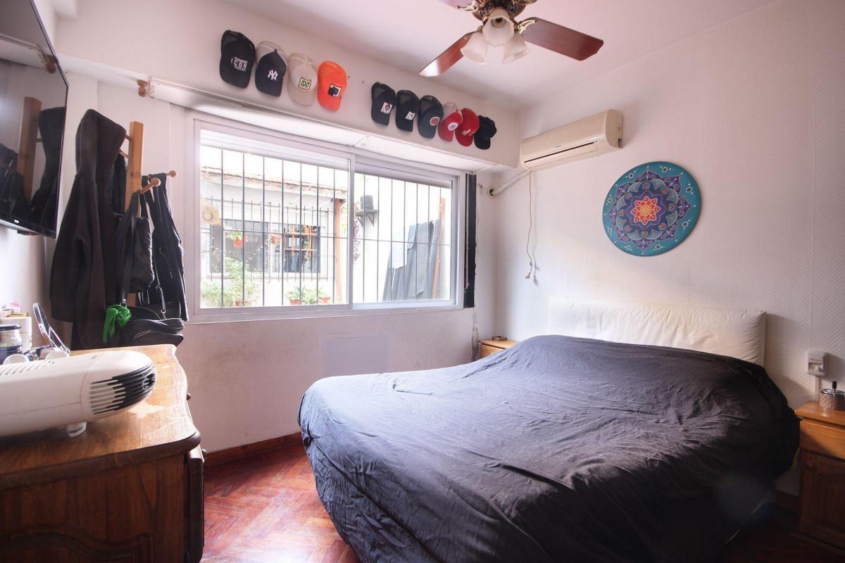 Venta PH 5 Amb Sin Expensas con Patio 2