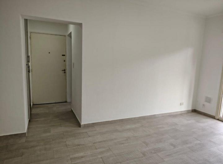 VENTA - DEPTO 3 AMBIENTES CON BALCON - LUGANO 1