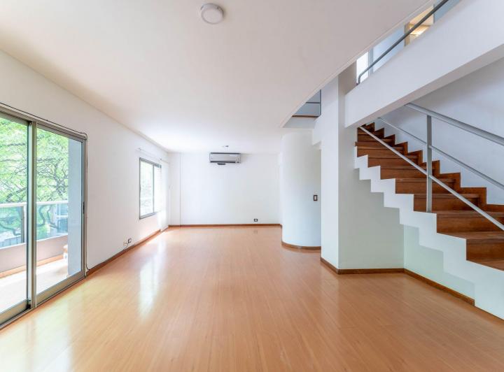 Venta dpto duplex 4 amb Caballito sur Pedro Goyena 1